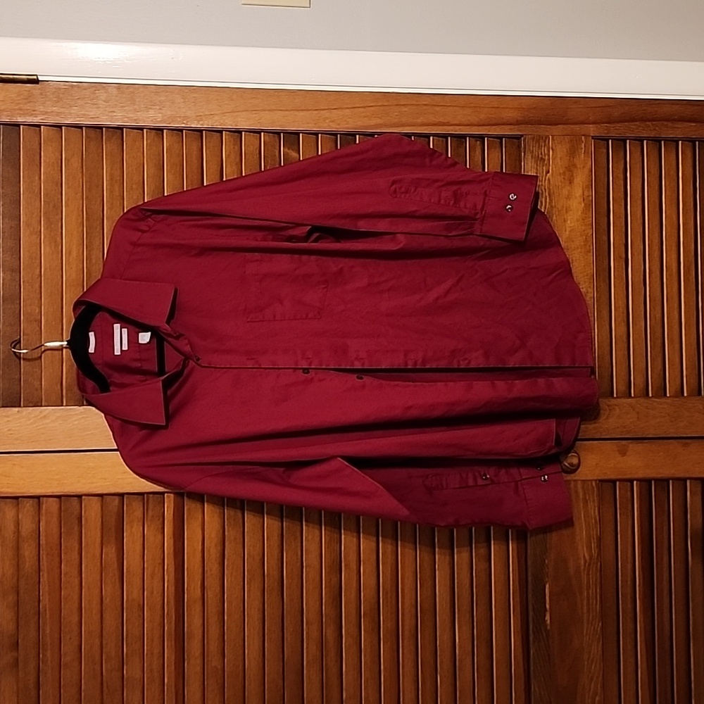 Slim fit red dress shirt
